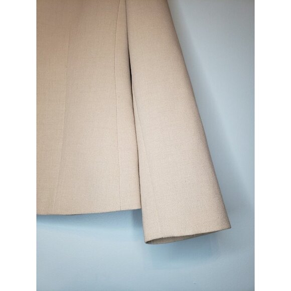 Le Suit Women's Petite Sz 10P Suit Jacket Blazer Beige Long Sleeve Button Front - Picture 3 of 6